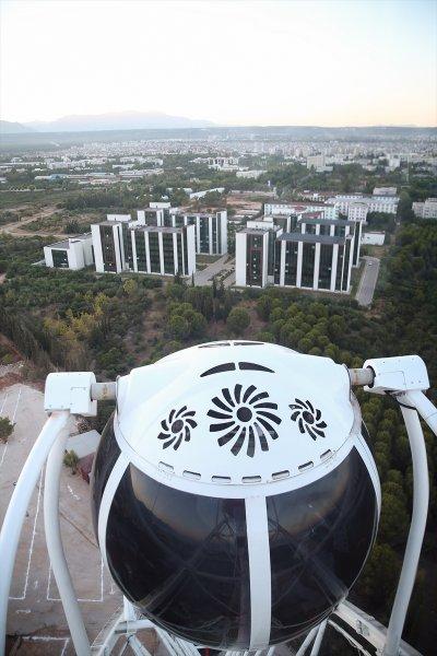 Antalya'da 90 metre yüksekliğinde dönme dolap açılışı