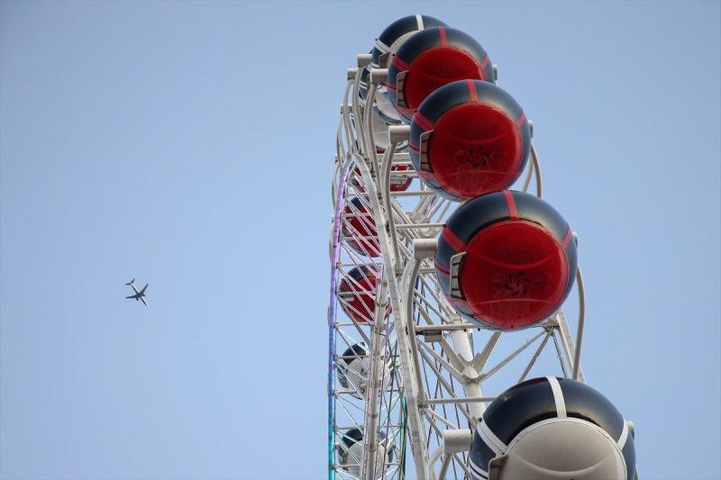 Antalya'da 90 metre yüksekliğinde dönme dolap açılışı