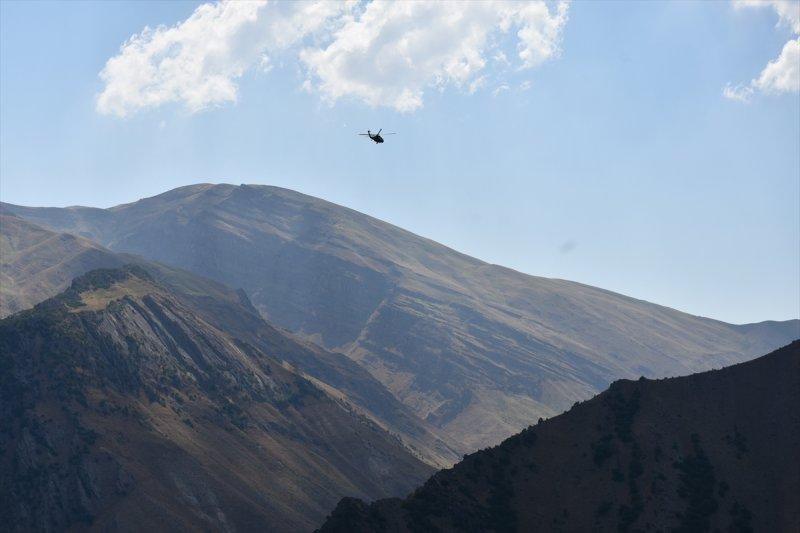 Mağarada teröristlere ait 5 ton yaşam malzemesi bulundu