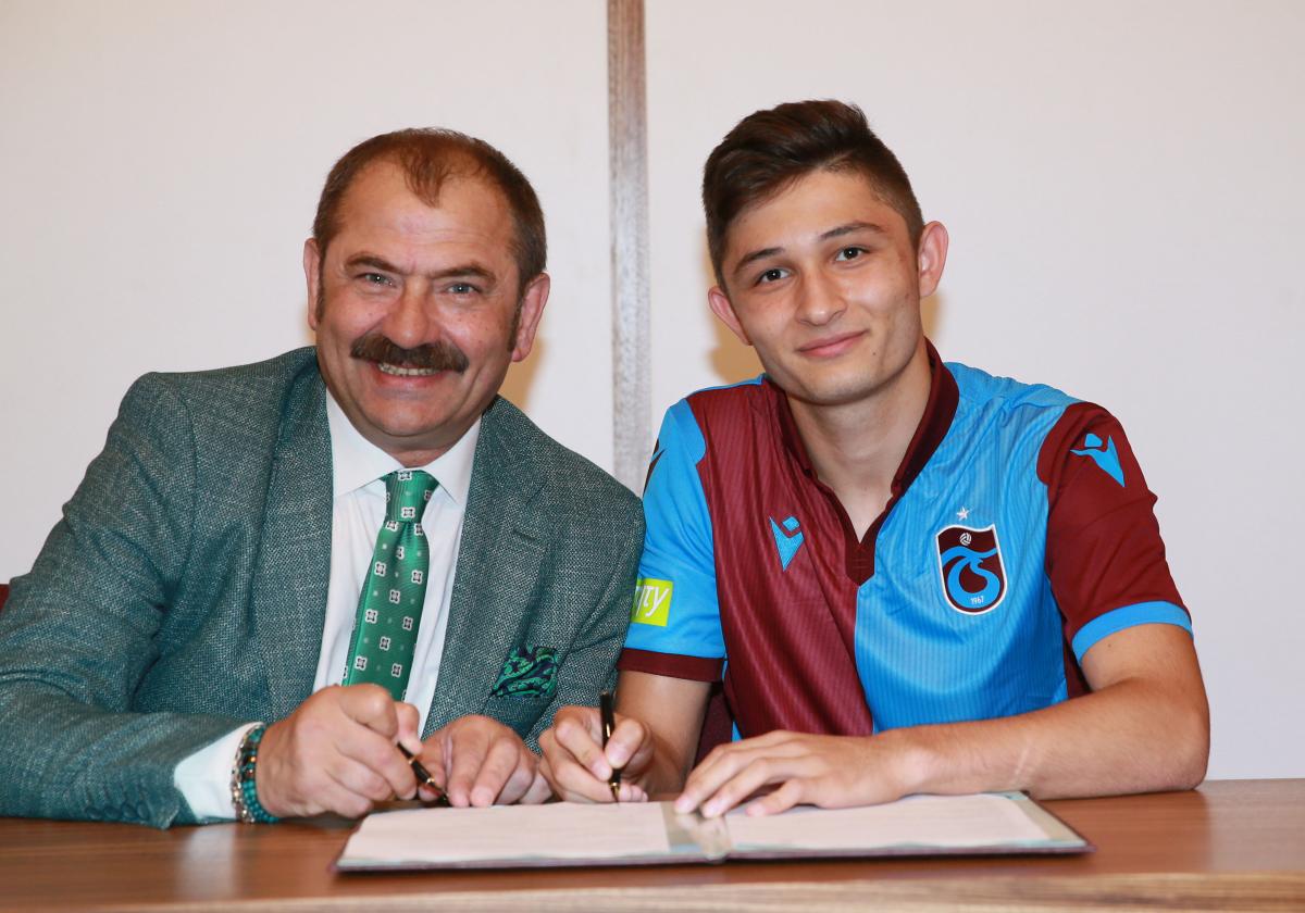 4 büyüklerin yaptıkları transferler 