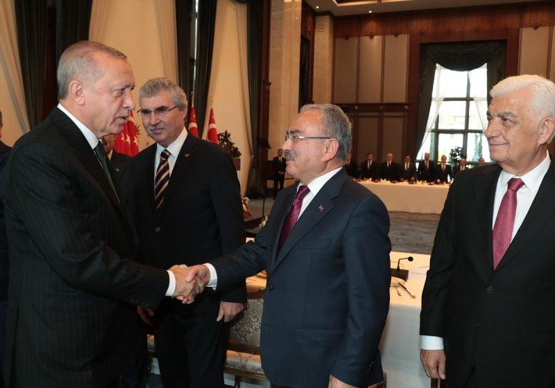 Cumhurbaşkanı Erdoğan 29 belediye başkanıyla Beştepe'de buluştu