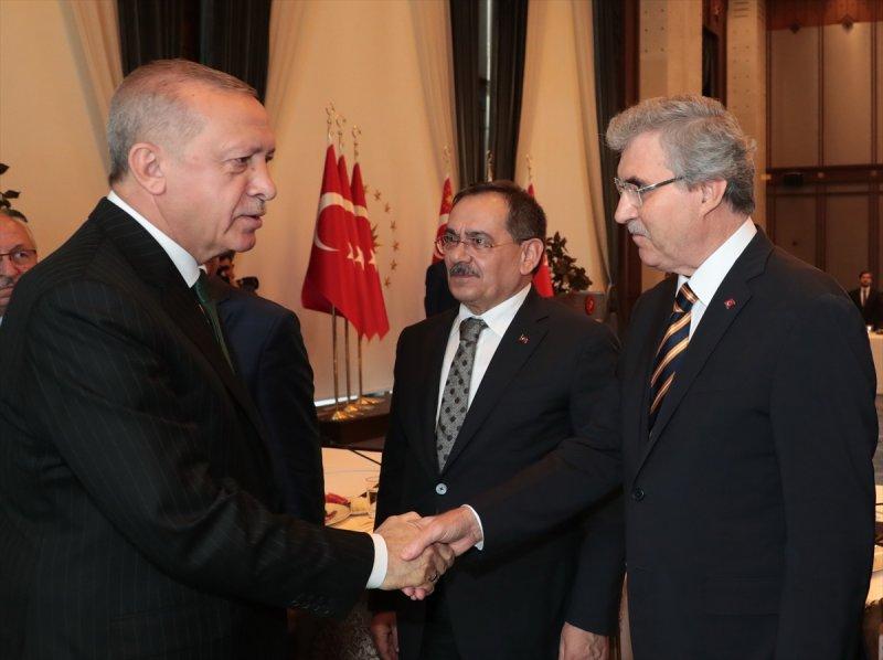 Cumhurbaşkanı Erdoğan 29 belediye başkanıyla Beştepe'de buluştu