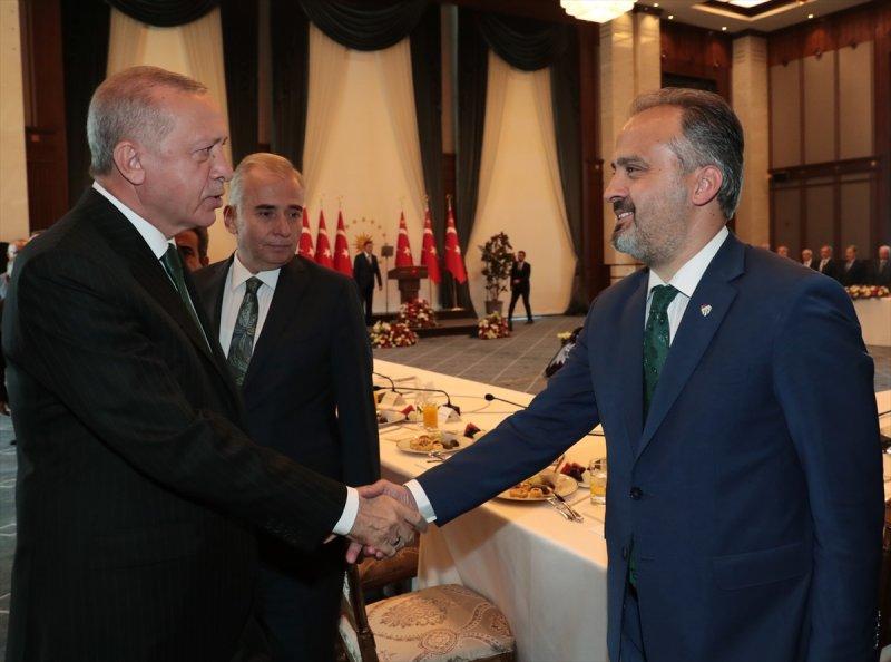 Cumhurbaşkanı Erdoğan 29 belediye başkanıyla Beştepe'de buluştu