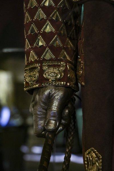 2500 yıllık 'Altın Elbiseli Adam' Türkiye'de sergileniyor