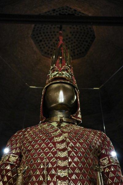 2500 yıllık 'Altın Elbiseli Adam' Türkiye'de sergileniyor