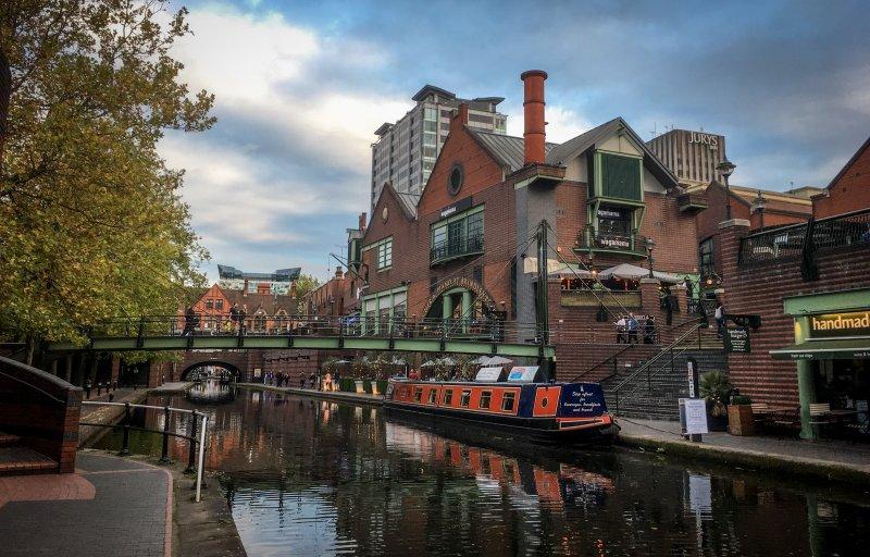 Üniversite öğrencileri için dünyadaki en iyi şehirler