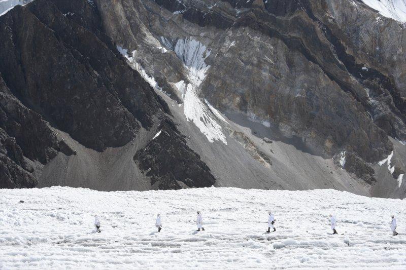 Dünyanın en yüksek savaş alanı: Siachen
