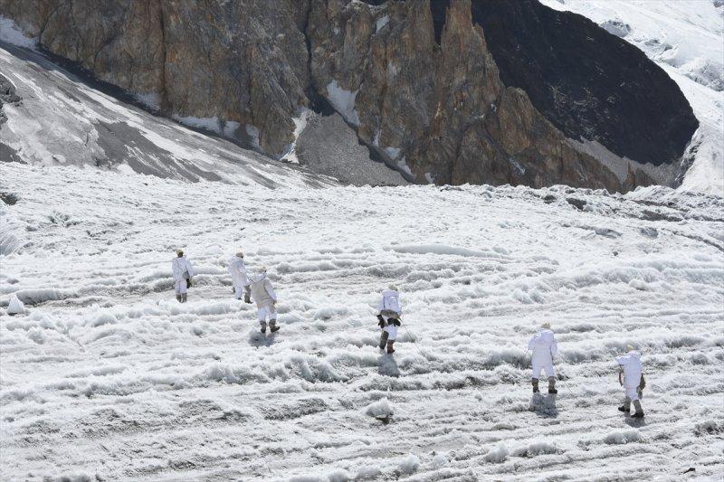 Dünyanın en yüksek savaş alanı: Siachen