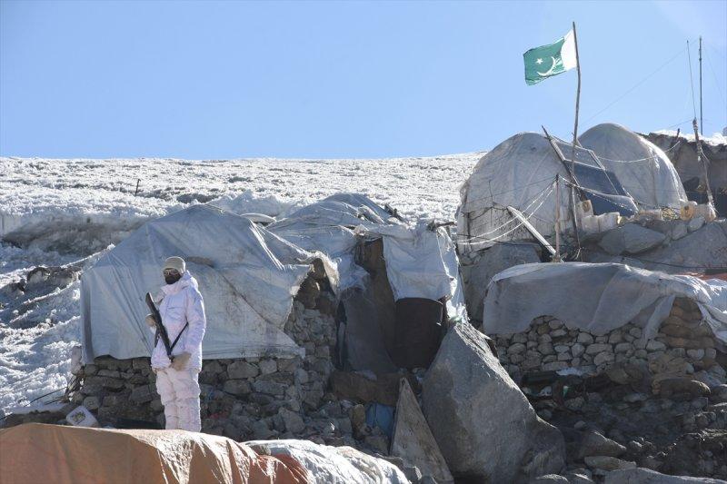 Dünyanın en yüksek savaş alanı: Siachen