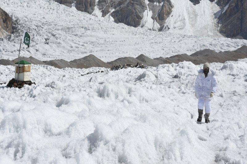 Dünyanın en yüksek savaş alanı: Siachen