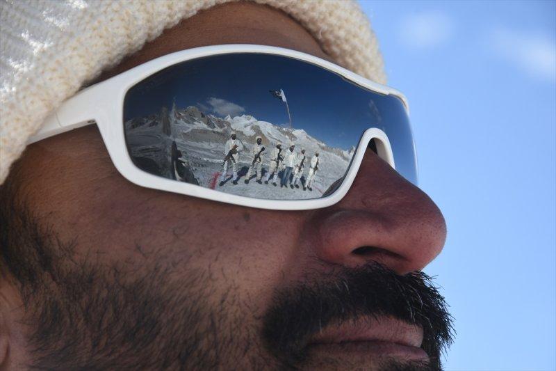 Dünyanın en yüksek savaş alanı: Siachen