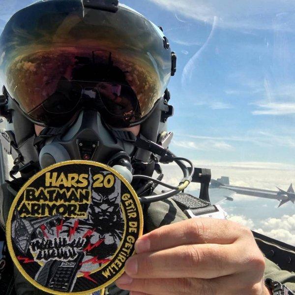 TSK'nın kullandığı tasarım harikası peçler ve armalar