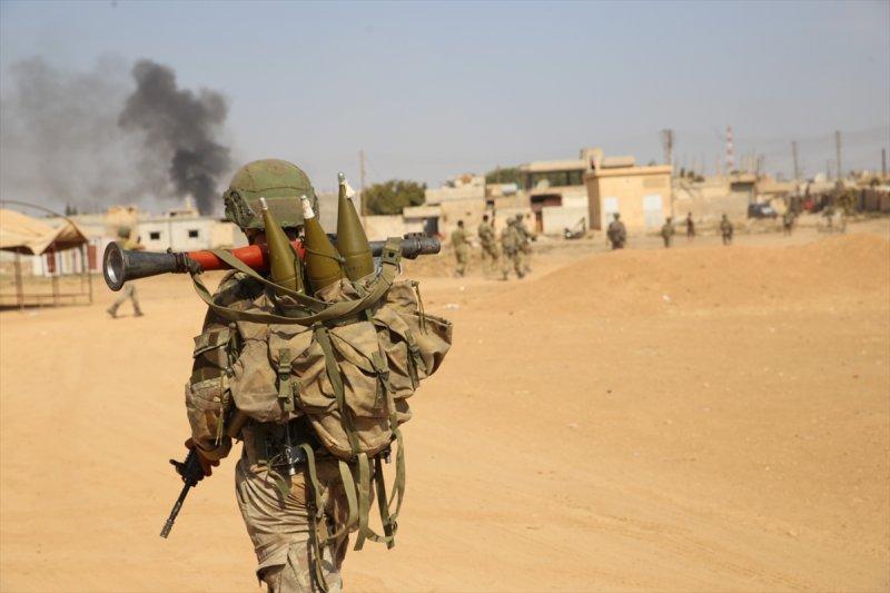 Mehmetçik adım adım terörü temizliyor