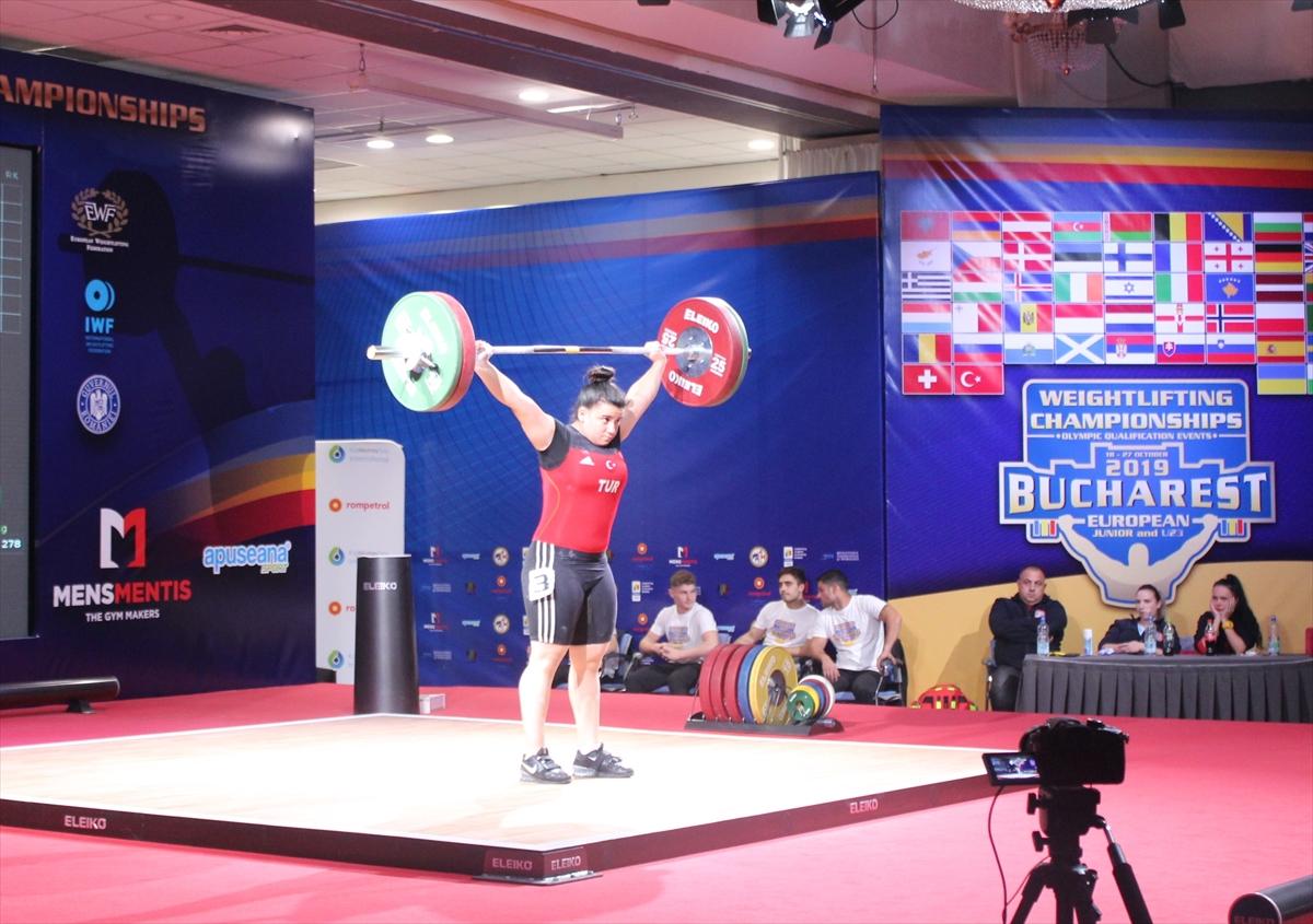 Genç halterci Dilara Narin Avrupa şampiyonu