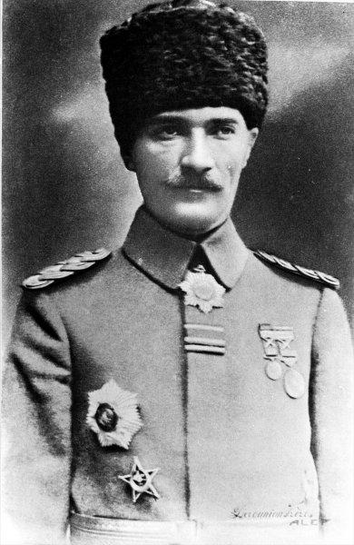 Arşivden Mustafa Kemal Atatürk fotoğrafları
