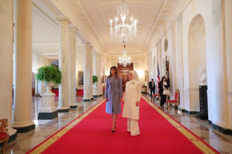 Emine Erdoğan, Melania Trump ile Beyaz Saray'ı gezdi