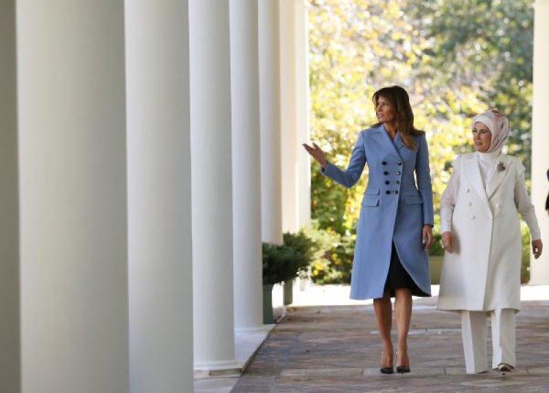 Emine Erdoğan, Melania Trump ile Beyaz Saray'ı gezdi