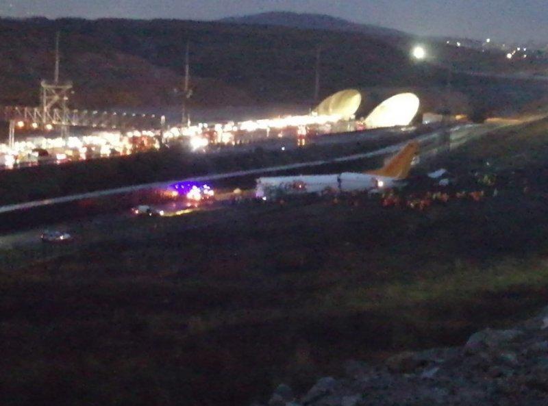 Uçak kazasından ilk fotoğraflar