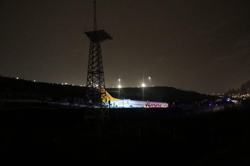 Uçak kazasından ilk fotoğraflar