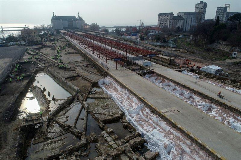 Kadıköy'deki 2 bin 500 yıllık tarih, gün yüzüne çıkıyor