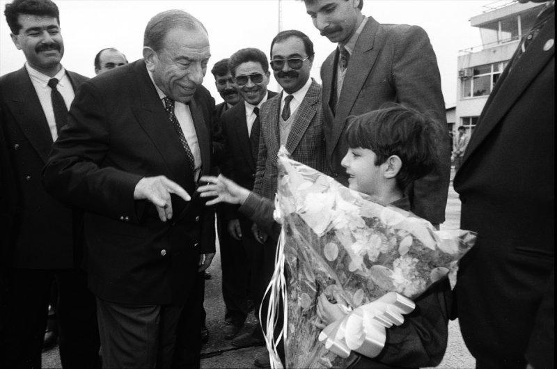 MHP lideri Devlet Bahçeli Türkeş'i dualarla andı