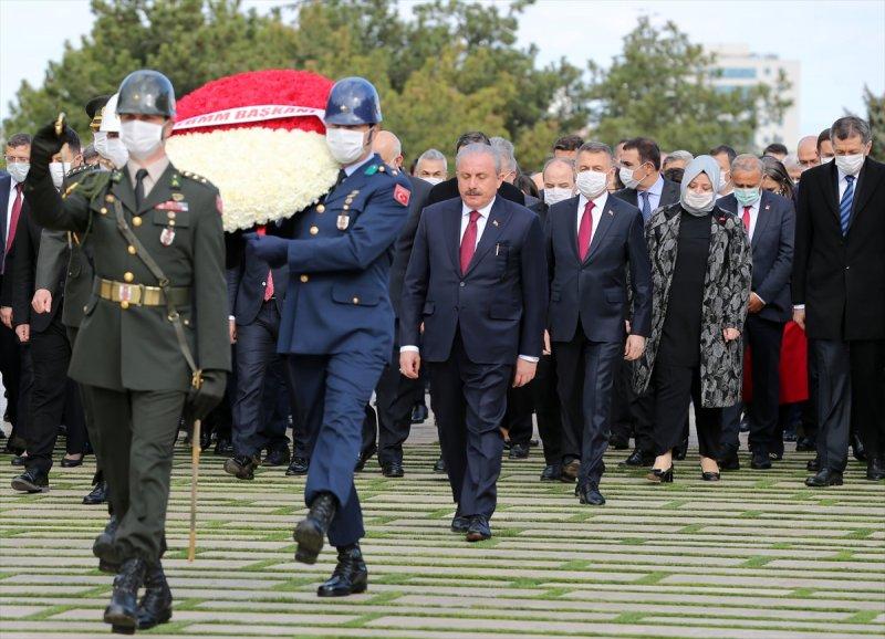 Anıtkabir'de 23 Nisan töreni