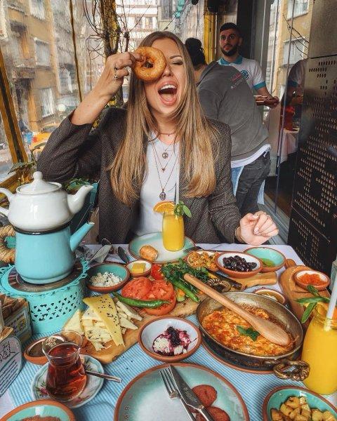  Rus gazeteci Maria Gladkikh'in Türkiye'den yaptığı paylaşımlar