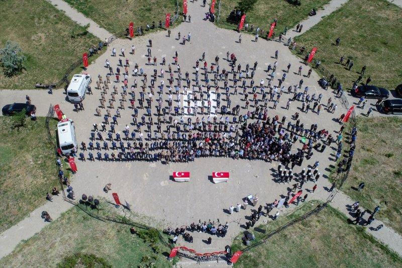 Van'da şehit olan 2 işçi, son yolculuğuna uğurlandı