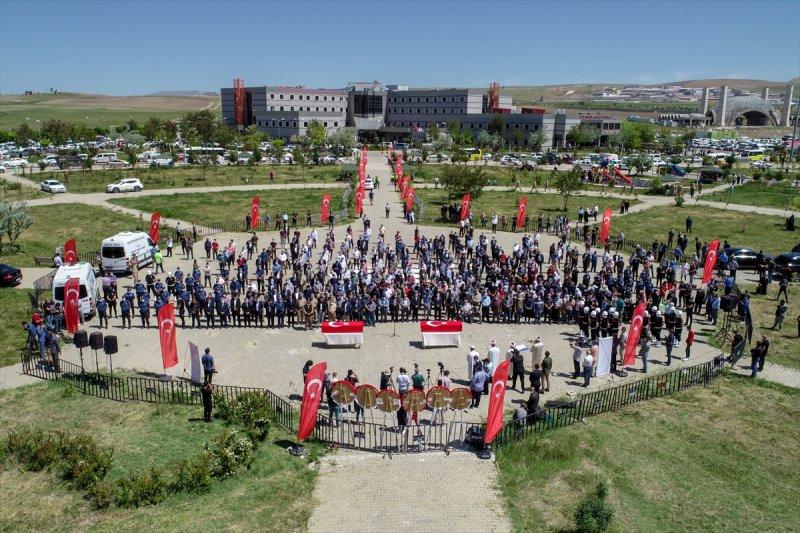 Van'da şehit olan 2 işçi, son yolculuğuna uğurlandı