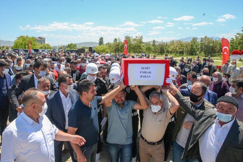 Van'da şehit olan 2 işçi, son yolculuğuna uğurlandı