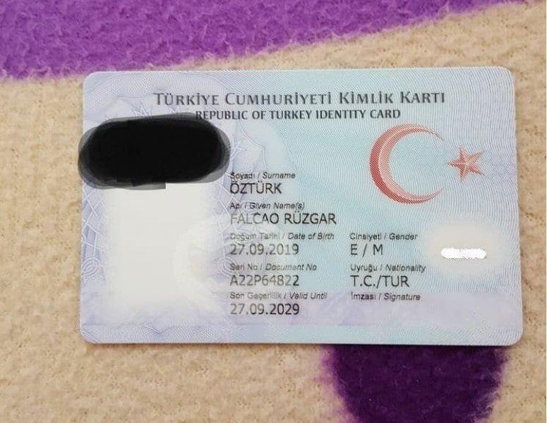 Çocuğuna yabancı futbolcuların ismini koyan taraftarlar