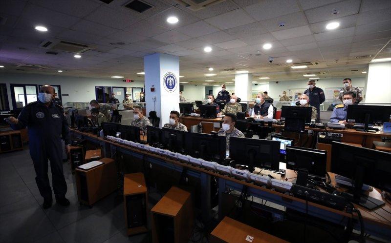 Milli Savunma Bakanı Hulusi Akar, Harekat Merkezi'nde