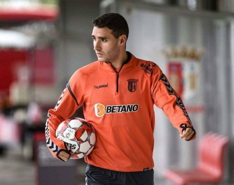 Resmen biten transferler