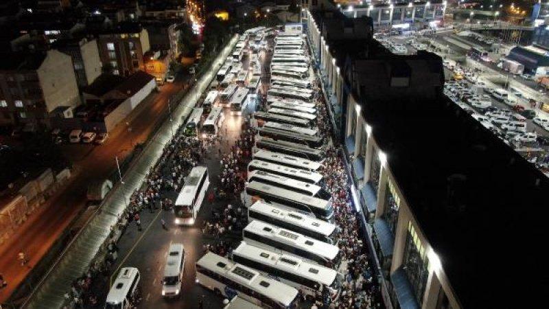 15 Temmuz Demokrasi Otogarı'nda asker uğurlama yoğunluğu