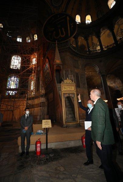 Cumhurbaşkanı Erdoğan, Ayasofya Camii'ni inceledi 