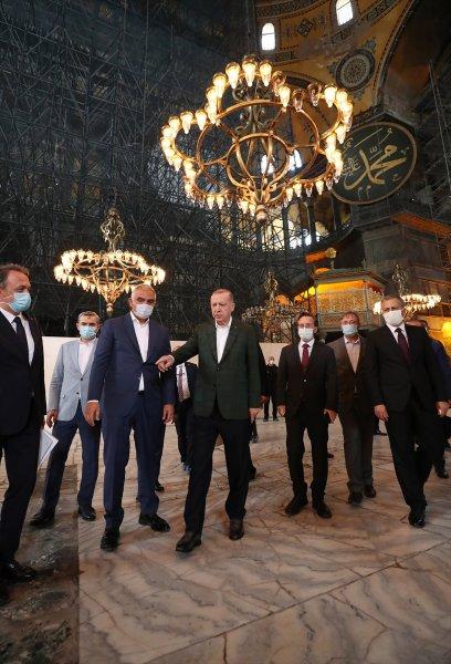 Cumhurbaşkanı Erdoğan, Ayasofya Camii'ni inceledi 