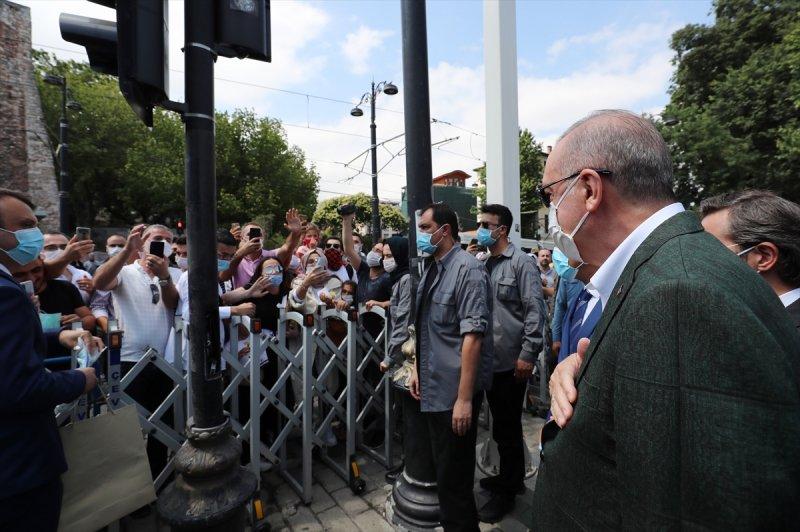 Cumhurbaşkanı Erdoğan, Ayasofya Camii'ni inceledi 