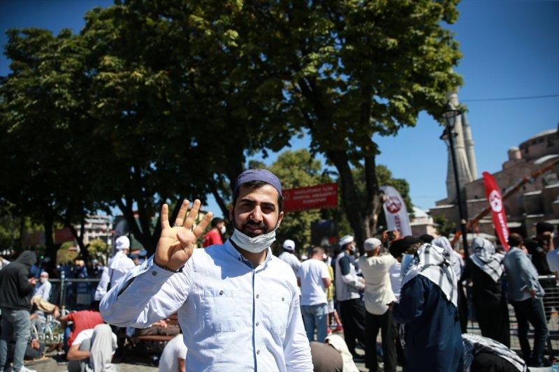 Ayasofya Camii'nde ilk namaz heyecanı 