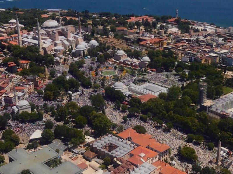 Ayasofya Camii'nde ilk namaz heyecanı 