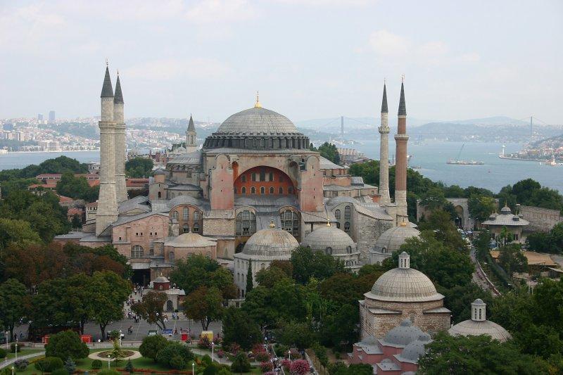 Muhteşem mimarisiyle Ayasofya