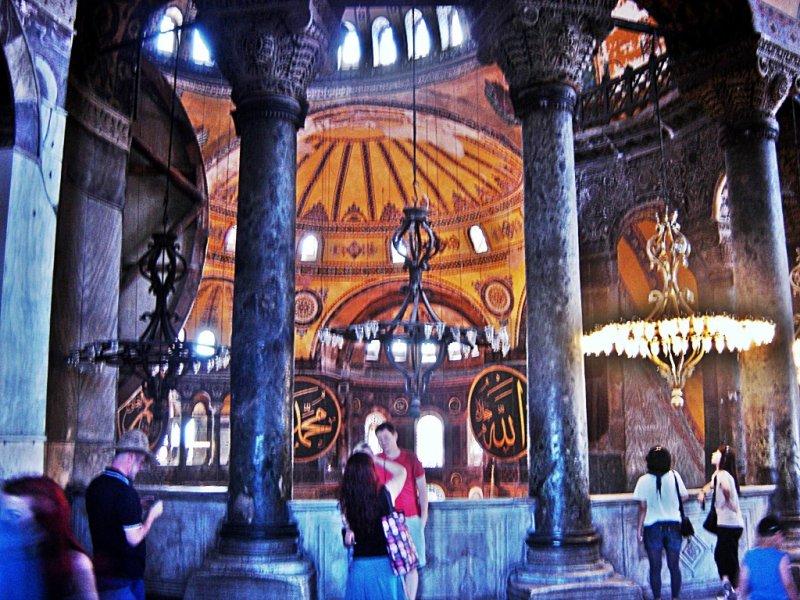 Muhteşem mimarisiyle Ayasofya