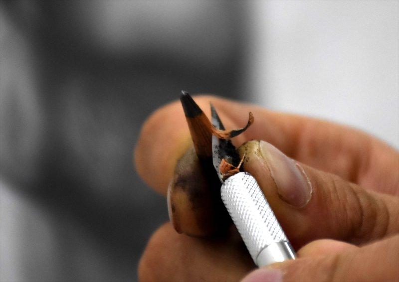 Muşlu grafikerden hiperrealist çizimler