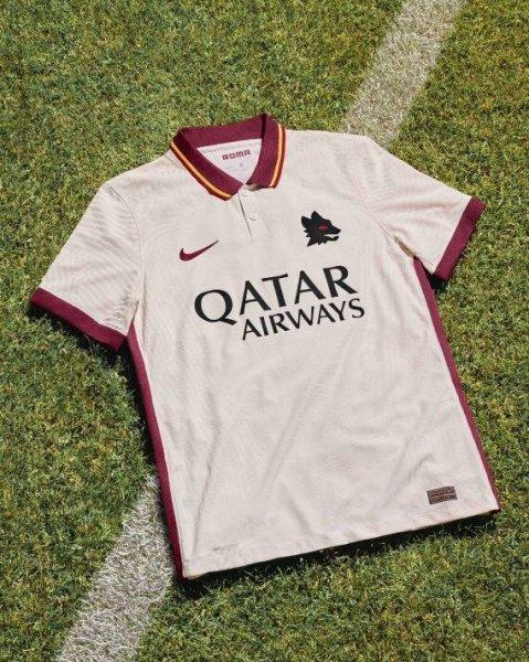  2020-2021 yeni sezon formaları 