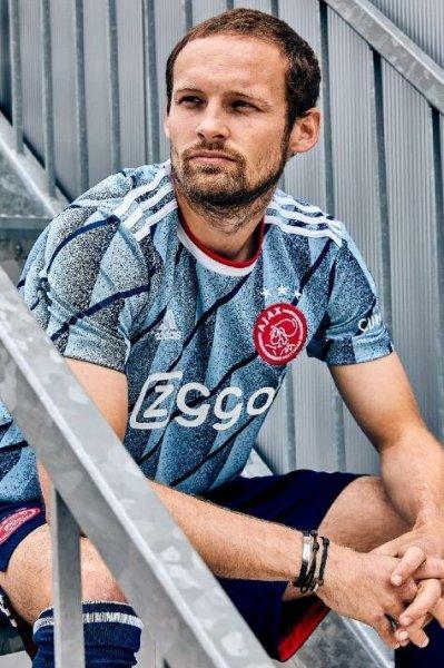  2020-2021 yeni sezon formaları 