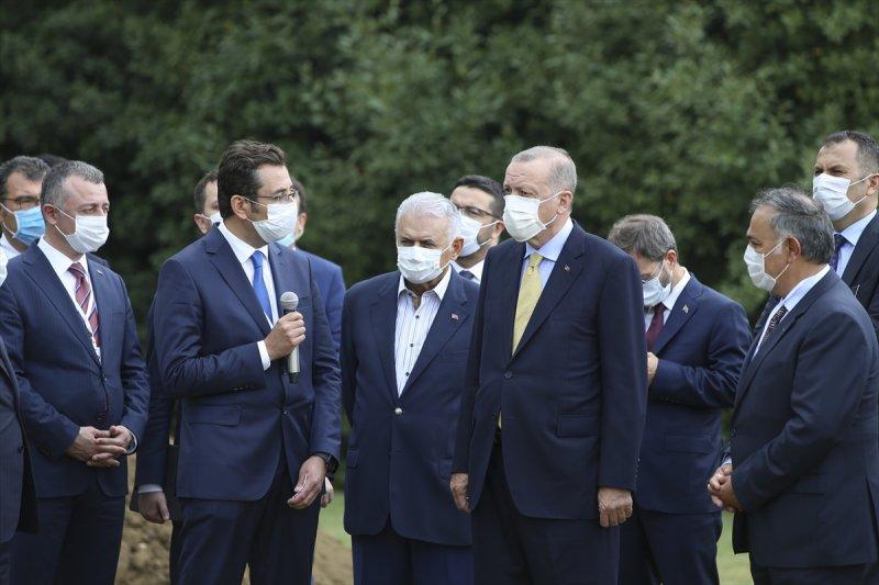 Cumhurbaşkanı Erdoğan, milli iş makinasını test etti