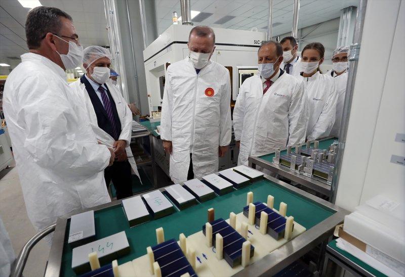 Türkiye'nin ilk Güneş Teknolojileri Fabrikası açıldı