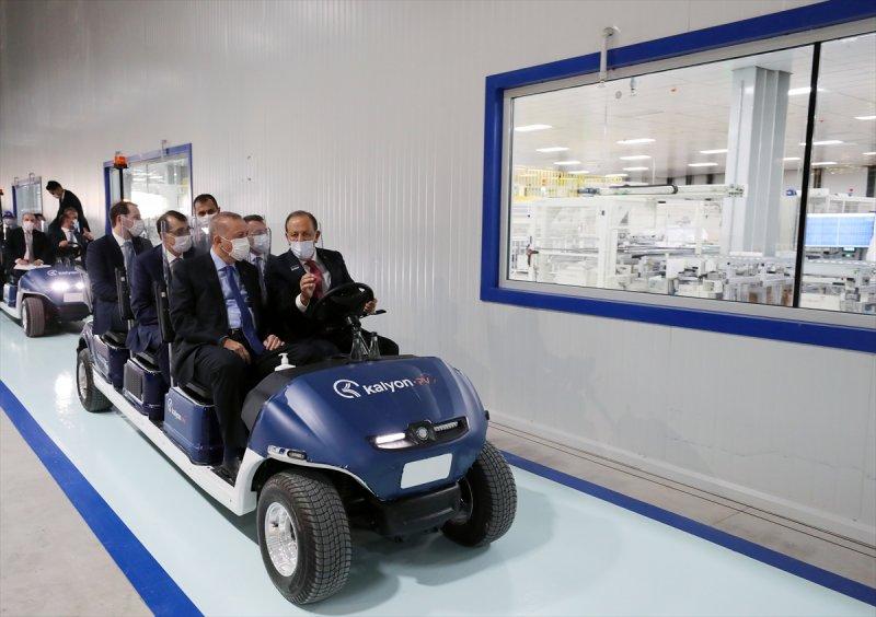 Türkiye'nin ilk Güneş Teknolojileri Fabrikası açıldı