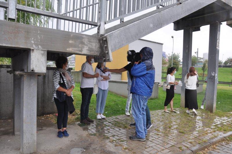 İstanbul'da vatandaşlar yağmura hazırlıksız yakalandı