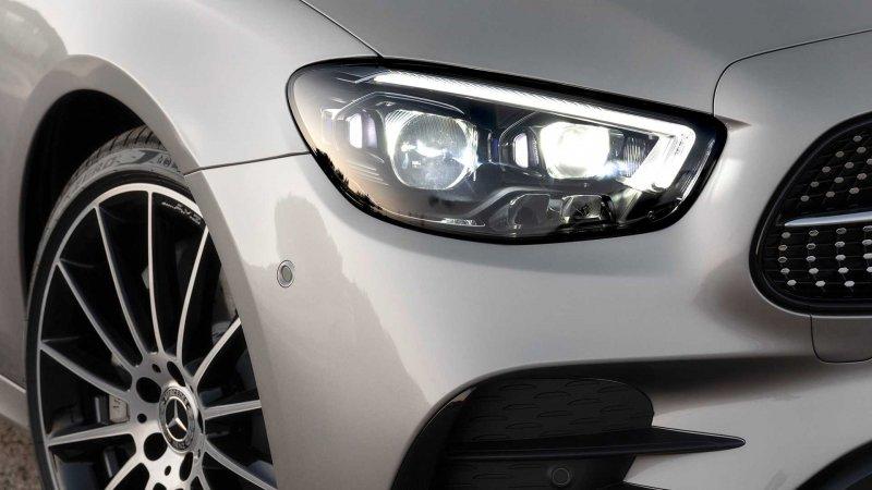 Yenilenen Mercedes E serisi Türkiye'de satışta