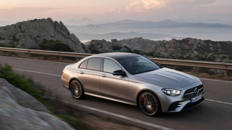 Yenilenen Mercedes E serisi Türkiye'de satışta